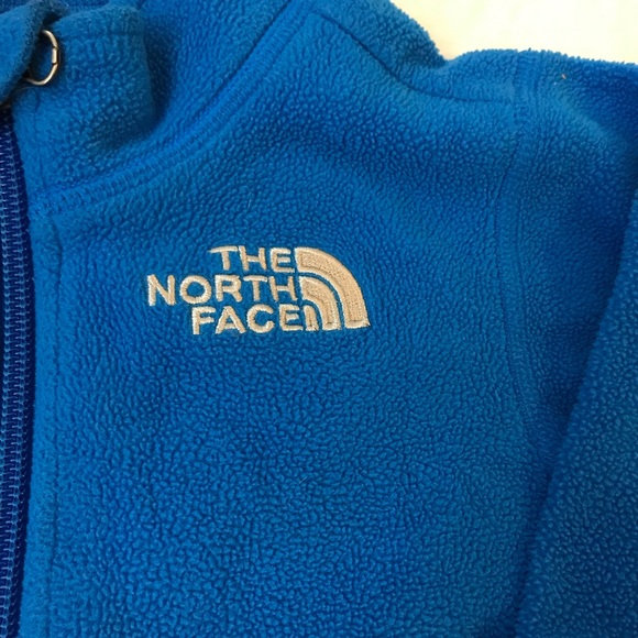 NF fleece 1/4 zipped up polo shirt. - Picture 2 of 7